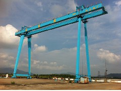 廣東起重機(jī)：門(mén)式起重機(jī)操作必須具有的條件